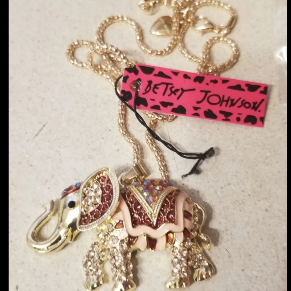 Betsey Johnson Elephant Necklace